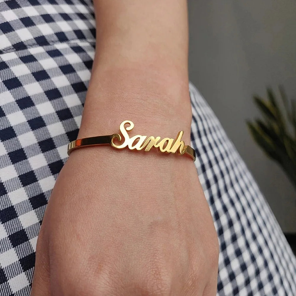 (Neu) Armband Personalisiert