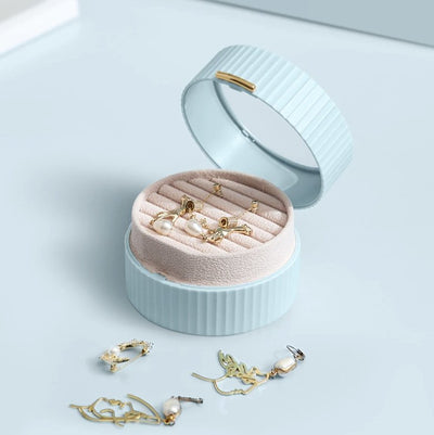 boite-a-bijoux-de-voyage-originale-bleue