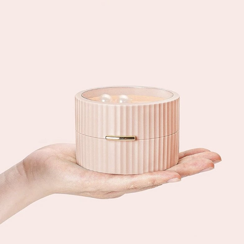 boite-a-bijoux-de-voyage-originale-fermee