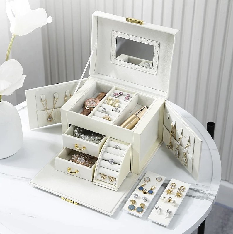 grande-boite-a-bijoux-avec-miroir