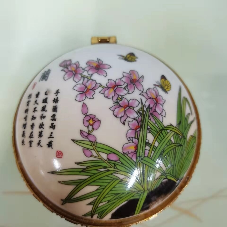 Schmuckdose Porzellan