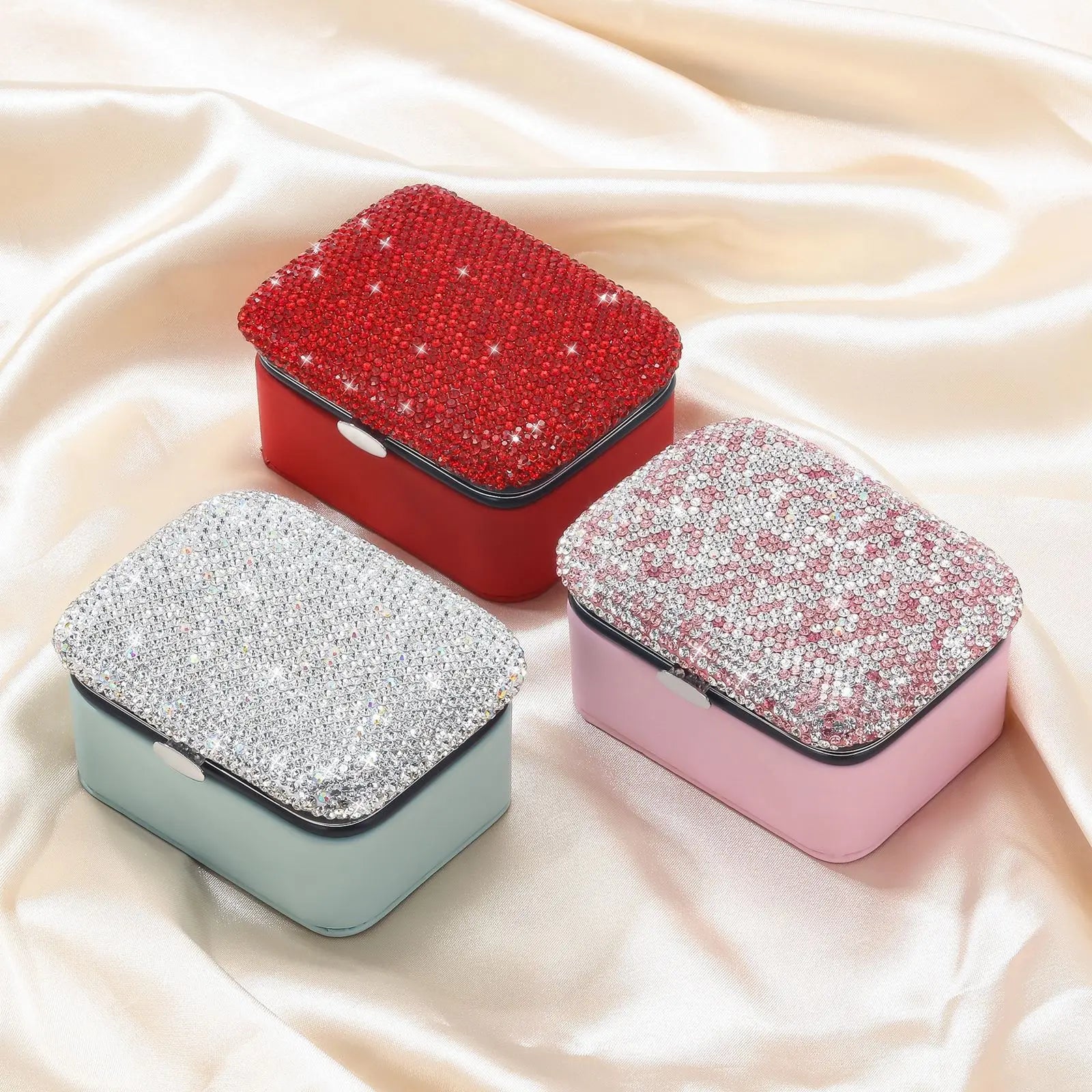 Schmuckschatulle mit Strass