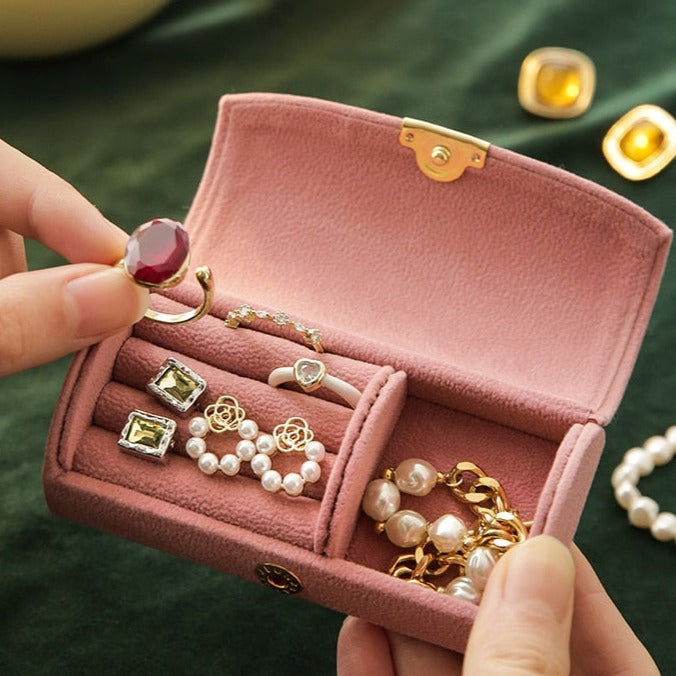 Schmuckschatulle für die Reise