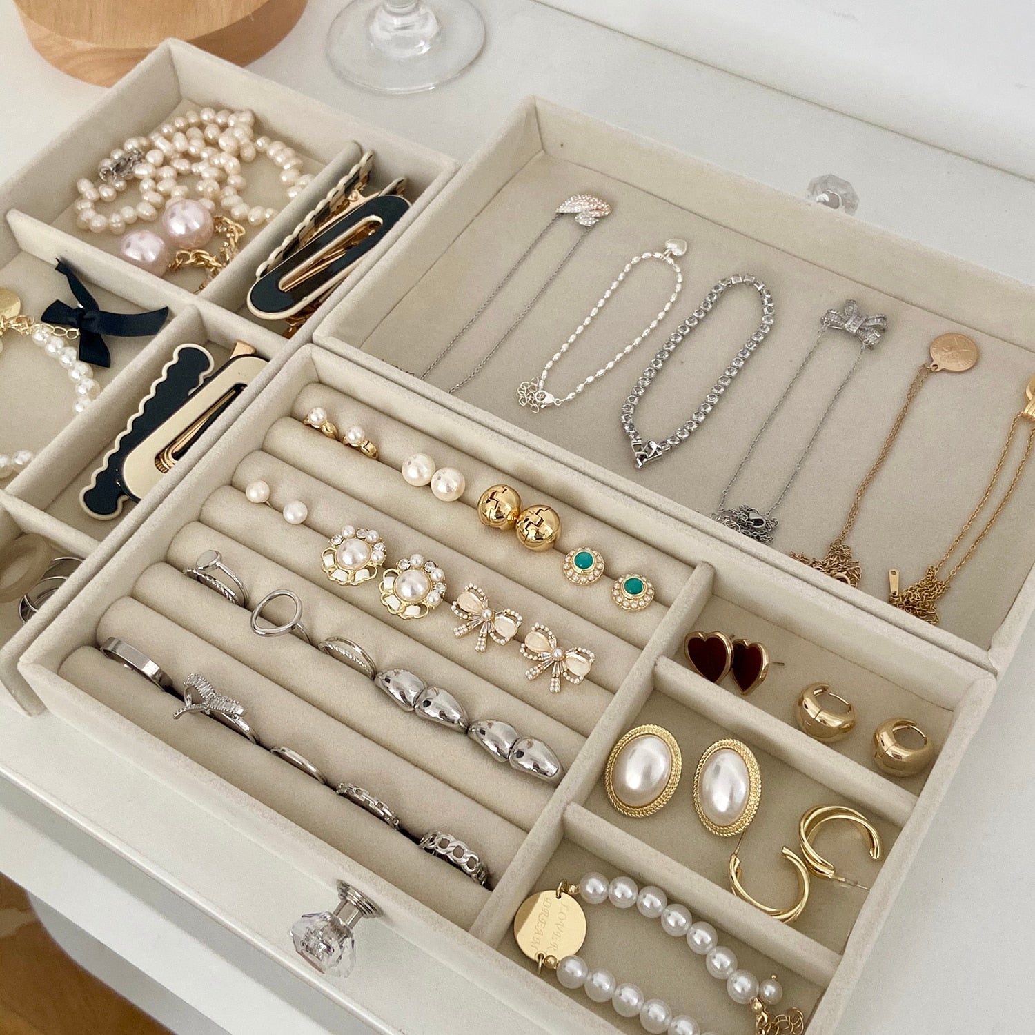 Schmuckschatulle Schubladen