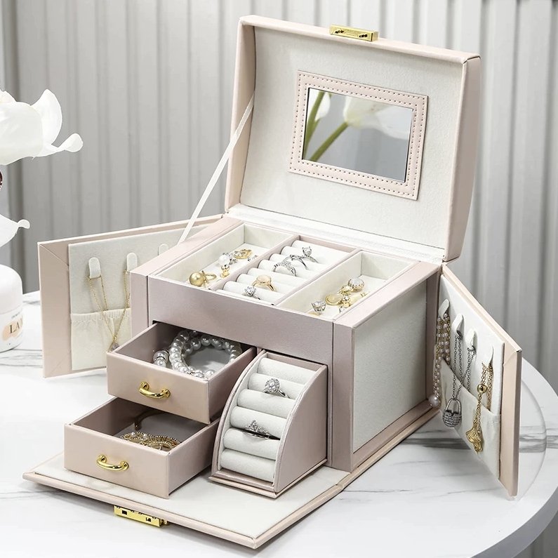 boite-a-bijoux-avec-miroir-coloris-rouse-poudre-ouverte