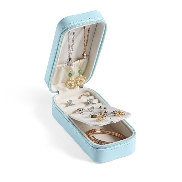 boite-a-bijoux-en-cuir-bleue