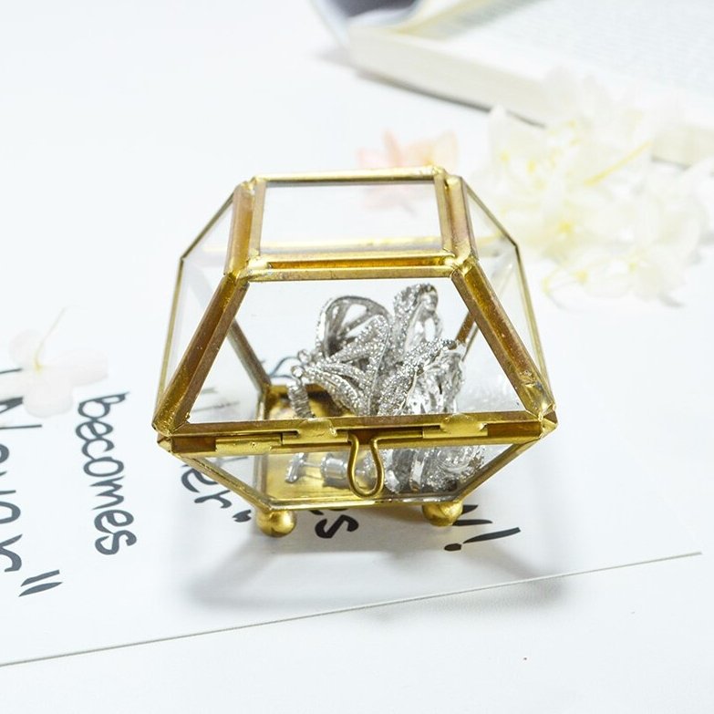 boite-a-bijoux-en-verre-et-laiton-petit-format