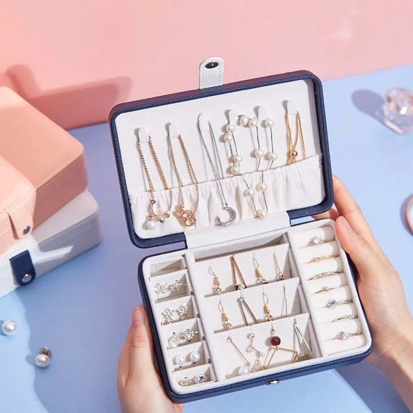 boite-a-bijoux-nomade-bleu-marine