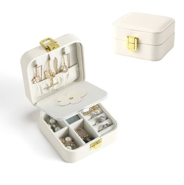 coffret-a-bijoux-de-voyage-coloris-blanc