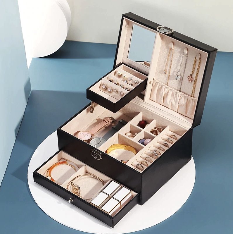 coffret-a-bijoux-noir-tiroir-ouvert